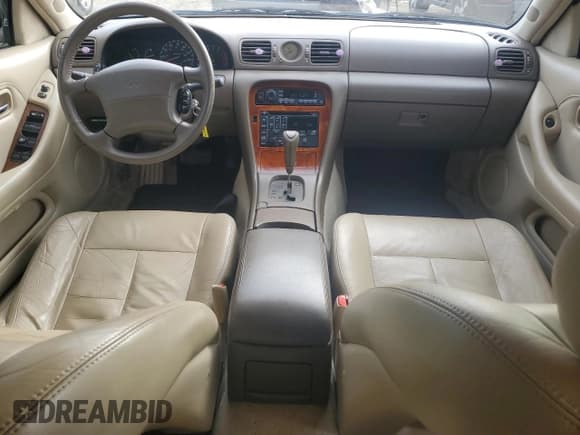 ✅ 1996 Infiniti J30 Personal Luxury • VIN: JNKAY21DXTM302045 • Lot: 44791705. Wystawiony na Copart z przebiegiem 183 684 mil. Bezpłatny archiwum sprzedaży aukcyjnych z USA i szczegółowy raport historii pojazdu na DreamBid. Zdjęcie 8.