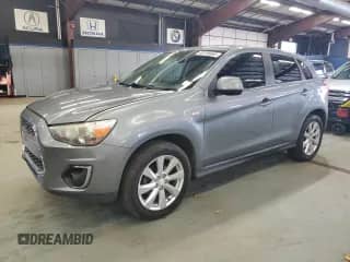 2013 Mitsubishi Outlander SE с VIN 4A4AP4AU4DE010041, выставлен на аукционе Copart как лот 89796945 с пробегом 147 990 миль миль и Чистый • Clean title. История ставок и продаж доступна на DreamBid. Изображение 1.