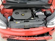 ✅ 2014 Kia Soul + • VIN: KNDJX3A5XE7704362 • Lot: 90543625. Wystawiony na Copart z przebiegiem 104 163 mil. Bezpłatny archiwum sprzedaży aukcyjnych z USA i szczegółowy raport historii pojazdu na DreamBid. Zdjęcie 12.