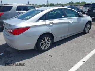 ✅ 2013 Hyundai Sonata GLS • VIN: 5NPEB4ACXDH674262 • Лот: 42698798. Опубликован ранее на IAAI с пробегом 190 462 миль. Бесплатный доступ к архиву аукционных продаж из США и подробный отчёт об истории автомобиля на DreamBid. Изображение 4.