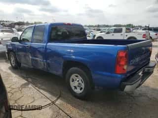 ✅ 2003 Chevrolet Silverado 1500 Work Truck • VIN: 1GCEC19X93Z323269 • Lot: 67268194. Wystawiony na Copart z przebiegiem 87 401 mil mil. Skorzystaj z bezpłatnego archiwum sprzedaży aukcyjnych z USA i zobacz szczegółowy raport historii pojazdu na DreamBid. Zdjęcie 2.