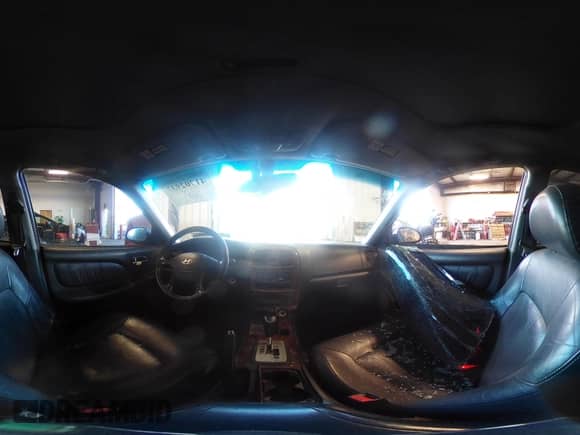 2003 Hyundai Sonata GLS с VIN KMHWF35H33A782779, выставлен на аукционе IAAI как лот 41702937 с пробегом 285 264 миль миль и . История ставок и продаж доступна на DreamBid. Изображение 19.