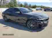 2022 BMW 3 Series 330i xDrive z VIN 3MW5R7J05N8C70306, wystawiony jako Copart lot #71299635 z przebiegiem 42 128 mil mil oraz Szkoda całkowita • Salvage title. Historia ofert i sprzedaży dostępna na DreamBid. Obrazek 4.