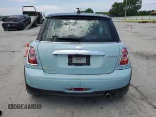 2013 MINI Hardtop with VIN WMWSU3C58DT680091, listed as a Copart auction lot 60896275 with 136,767 mi miles and Clean title. Bid and sale history available at DreamBid. Image 6.