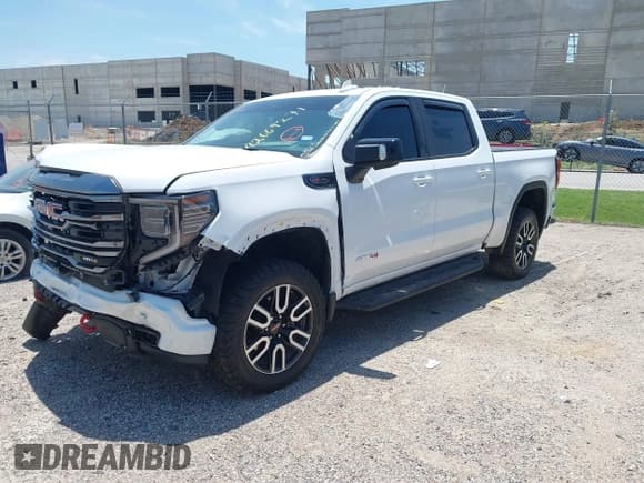 ✅ 2024 GMC Sierra 1500 AT4 • VIN: 3GTUUEEL5RG422487 • Лот: 42669271. Опубликован ранее на IAAI с пробегом 17 056 миль. Бесплатный доступ к архиву аукционных продаж из США и подробный отчёт об истории автомобиля на DreamBid. Изображение 2.