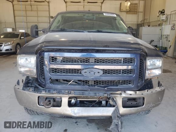 ✅ 2005 Ford Excursion Eddie Bauer • VIN: 1FMSU45P05ED40748 • Лот: 55060805. Опубликован ранее на Copart с пробегом 286 908 миль. Бесплатный доступ к архиву аукционных продаж из США и подробный отчёт об истории автомобиля на DreamBid. Изображение 5.