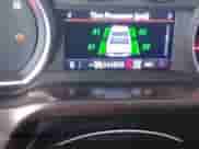 2020 Chevrolet Silverado 1500 LT z VIN 1GCRYDED3LZ193280, wystawiony jako IAAI lot #43104670 z przebiegiem 141 873 mil mil oraz . Historia ofert i sprzedaży dostępna na DreamBid. Obrazek 1.