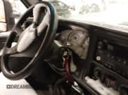 ✅ 2006 Chevrolet Silverado 1500 • VIN: 1GBHC23246F128626 • Лот: 41574542. Опубликован ранее на IAAI с пробегом Не указан. Бесплатный доступ к архиву аукционных продаж из США и подробный отчёт об истории автомобиля на DreamBid. Изображение 11.