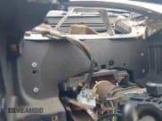 ✅ 2004 Chevrolet Suburban LT • VIN: 3GNGK26U24G303577 • Lot: 42881307. Wystawiony na IAAI z przebiegiem Nie podano. Bezpłatny archiwum sprzedaży aukcyjnych z USA i szczegółowy raport historii pojazdu na DreamBid. Zdjęcie 15.