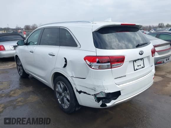 ✅ 2017 Kia Sorento SX • VIN: 5XYPKDA52HG321103 • Lot: 41504846. Listed on IAAI with 99,324 mi. Free auction sales archive from the USA and detailed vehicle history report at DreamBid. Image 3.