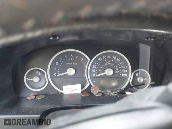 2005 Mercury Mariner Luxury z VIN 4M2YU561X5DJ09502, wystawiony jako IAAI lot #37069354 z przebiegiem Nie podano mil oraz . Historia ofert i sprzedaży dostępna na DreamBid. Obrazek 7.