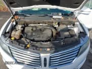 ✅ 2015 Lincoln MKC • VIN: 5LMTJ2AH3FUJ03644 • Lot: 43808358. Wystawiony na IAAI z przebiegiem 168 791 mil. Bezpłatny archiwum sprzedaży aukcyjnych z USA i szczegółowy raport historii pojazdu na DreamBid. Zdjęcie 10.