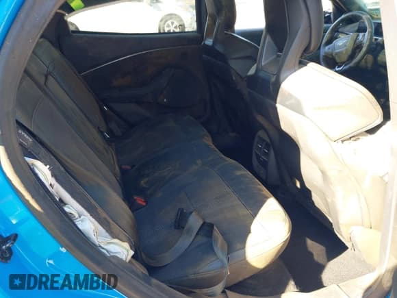 ✅ 2022 Ford Mustang Mach-E GT • VIN: 3FMTK4SX7NMA30881 • Лот: 43221327. Опубликован ранее на IAAI с пробегом 21 868 миль. Бесплатный доступ к архиву аукционных продаж из США и подробный отчёт об истории автомобиля на DreamBid. Изображение 8.