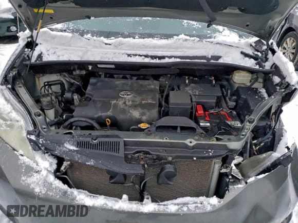 ✅ 2011 Toyota Sienna LE • VIN: 5TDKK3DC1BS103694 • Лот: 94879665. Опубликован ранее на Copart с пробегом 204 052 миль. Бесплатный доступ к архиву аукционных продаж из США и подробный отчёт об истории автомобиля на DreamBid. Изображение 12.