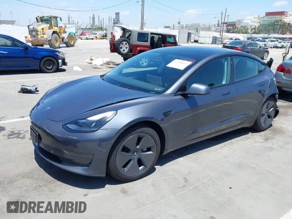 ✅ 2023 Tesla Model 3 • VIN: 5YJ3E1EA6PF694419 • Лот: 42268637. Опубликован ранее на IAAI с пробегом 17 419 миль. Бесплатный доступ к архиву аукционных продаж из США и подробный отчёт об истории автомобиля на DreamBid. Изображение 2.