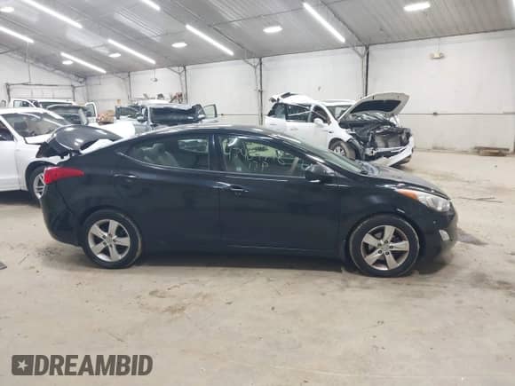 2013 Hyundai Elantra Limited с VIN 5NPDH4AE2DH355756, выставлен на аукционе IAAI как лот 43409718 с пробегом 125 551 миль миль и . История ставок и продаж доступна на DreamBid. Изображение 13.