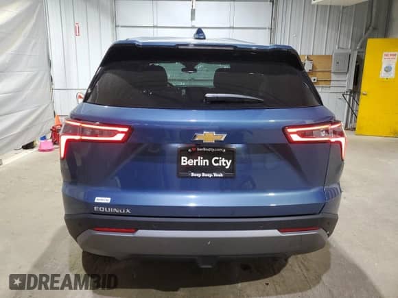 2025 Chevrolet Equinox FWD LT with VIN 3GNAXHEG5SL281830, listed as a Copart auction lot 68731765 with 3,766 mi miles and Salvage title. Bid and sale history available at DreamBid. Image 6.