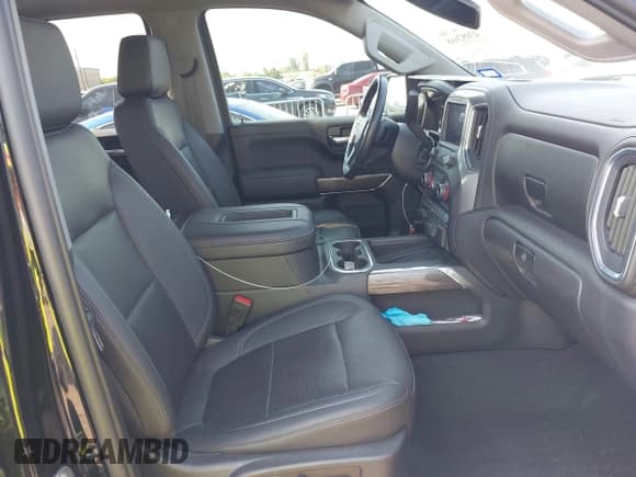 ✅ 2021 Chevrolet Silverado 1500 LTZ • VIN: 3GCPWEED0MG213277 • Lot: 43052668. Wystawiony na IAAI z przebiegiem 91 117 mil. Bezpłatny archiwum sprzedaży aukcyjnych z USA i szczegółowy raport historii pojazdu na DreamBid. Zdjęcie 5.