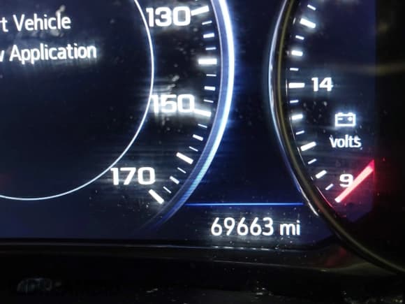 ✅ 2023 Chevrolet Traverse High Country • VIN: 1GNEVNKWXPJ176247 • Lot: 41515012. Wystawiony na IAAI z przebiegiem 69 663 mil. Bezpłatny archiwum sprzedaży aukcyjnych z USA i szczegółowy raport historii pojazdu na DreamBid. Zdjęcie 15.