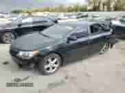 2014 Toyota Camry L z VIN 4T1BF1FK5EU761365, wystawiony jako Copart lot #81643225 z przebiegiem 175 512 mil mil oraz Szkoda całkowita • Salvage title. Historia ofert i sprzedaży dostępna na DreamBid. Obrazek 1.