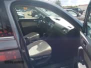 ✅ 2019 Volkswagen Tiguan SE • VIN: 3VV2B7AX7KM027222 • Lot: 43357635. Wystawiony na IAAI z przebiegiem 86 961 mil. Bezpłatny archiwum sprzedaży aukcyjnych z USA i szczegółowy raport historii pojazdu na DreamBid. Zdjęcie 5.