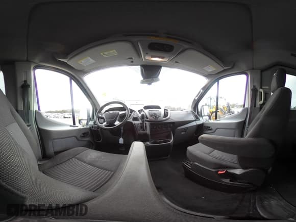 ✅ 2018 Ford Transit Passenger XL • VIN: 1FBZX2CM8JKA56842 • Lot: 43768652. Wystawiony na IAAI z przebiegiem 109 220 mil. Bezpłatny archiwum sprzedaży aukcyjnych z USA i szczegółowy raport historii pojazdu na DreamBid. Zdjęcie 20.