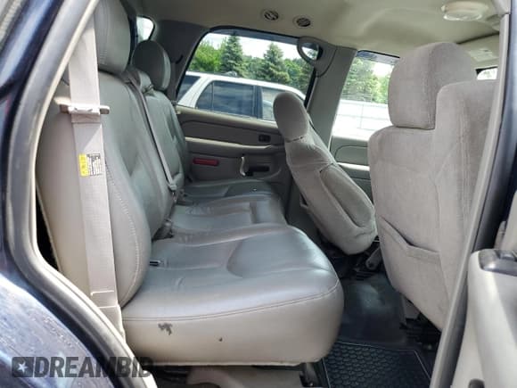 ✅ 2006 Chevrolet Tahoe Z71 • VIN: 1GNEC13ZX6R157009 • Lot: 63392655. Listed on Copart with 253,434 mi. Free auction sales archive from the USA and detailed vehicle history report at DreamBid. Image 11.