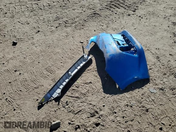 ✅ 2020 Subaru Impreza • VIN: 4S3GTAA61L1709033 • Lot: 82644385. Listed on Copart with 103,147 mi. Free auction sales archive from the USA and detailed vehicle history report at DreamBid. Image 12.