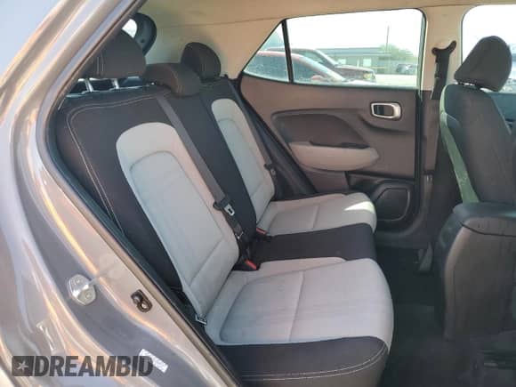 2020 Hyundai Venue SEL с VIN KMHRC8A33LU025716, выставлен на аукционе Copart как лот 85589975 с пробегом 98 497 миль миль и Списание • Salvage title. История ставок и продаж доступна на DreamBid. Изображение 11.