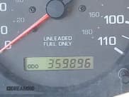 ✅ 2000 Nissan Frontier XE • VIN: 1N6DD21S5YC396872 • Lot: 43642925. Listed on IAAI with 359,896 mi. Free auction sales archive from the USA and detailed vehicle history report at DreamBid. Image 16.