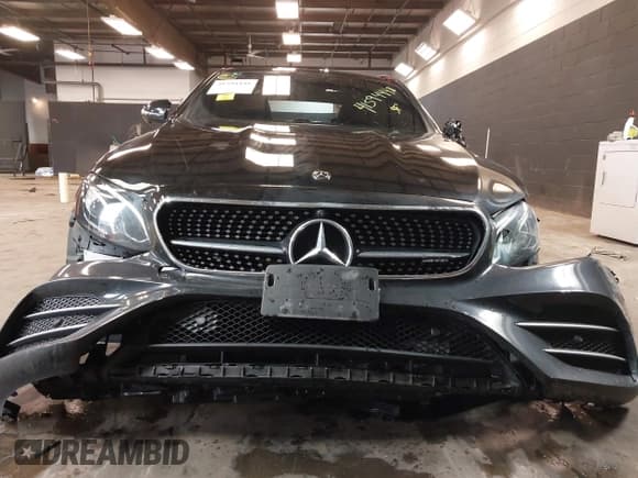 ✅ 2019 Mercedes-Benz E 53 AMG • VIN: WDDZF6BB6KA617963 • Lot: 41594448. Listed on IAAI with 86,359 mi. Free auction sales archive from the USA and detailed vehicle history report at DreamBid. Image 12.