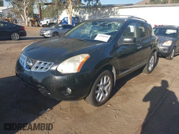 ✅ 2011 Nissan Rogue S • VIN: JN8AS5MT1BW576605 • Lot: 43208416. Listed on IAAI with 156,479 mi. Free auction sales archive from the USA and detailed vehicle history report at DreamBid. Image 2.