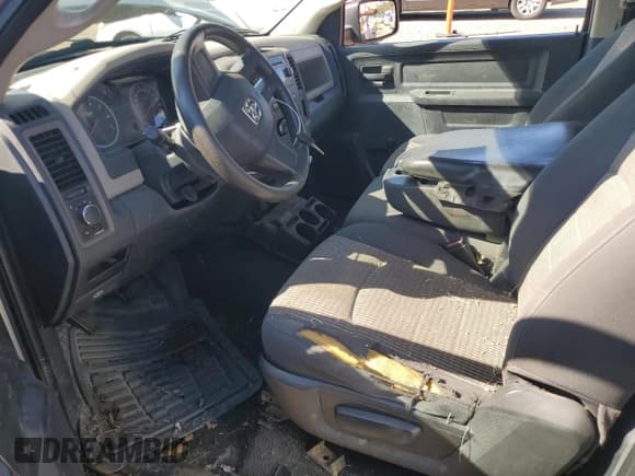 ✅ 2010 Dodge 1500 ST • VIN: 3D7JB1EP4AG102656 • Lot: 90335195. Wystawiony na Copart z przebiegiem 143 384 mil. Bezpłatny archiwum sprzedaży aukcyjnych z USA i szczegółowy raport historii pojazdu na DreamBid. Zdjęcie 7.