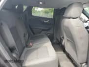 ✅ 2022 Chevrolet Blazer LT • VIN: 3GNKBHR46NS133229 • Lot: 69242675. Wystawiony na Copart z przebiegiem 30 105 mil. Bezpłatny archiwum sprzedaży aukcyjnych z USA i szczegółowy raport historii pojazdu na DreamBid. Zdjęcie 11.