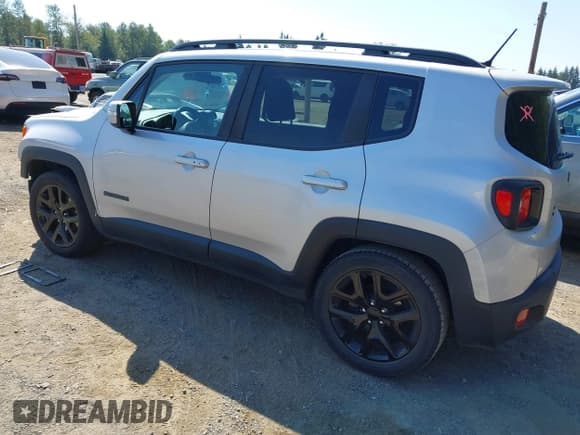✅ 2017 Jeep Renegade Latitude • VIN: ZACCJABB9HPG50241 • Lot: 42807253. Listed on IAAI with 61,067 mi. Free auction sales archive from the USA and detailed vehicle history report at DreamBid. Image 3.