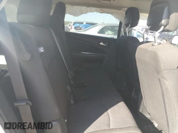 ✅ 2019 Dodge Journey SE • VIN: 3C4PDCBB5KT845628 • Lot: 81862075. Wystawiony na Copart z przebiegiem 52 549 mil. Bezpłatny archiwum sprzedaży aukcyjnych z USA i szczegółowy raport historii pojazdu na DreamBid. Zdjęcie 11.