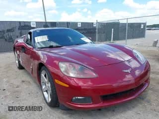 2006 Chevrolet Corvette z VIN 1G1YY25U065109422, wystawiony jako IAAI lot #42580505 z przebiegiem 65 762 mil mil oraz . Historia ofert i sprzedaży dostępna na DreamBid. Obrazek 1.