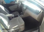 ✅ 2006 Volkswagen Passat Value Edition • VIN: WVWAK73C96P116603 • Lot: 42374232. Listed on IAAI with 152,331 mi. Free auction sales archive from the USA and detailed vehicle history report at DreamBid. Image 5.