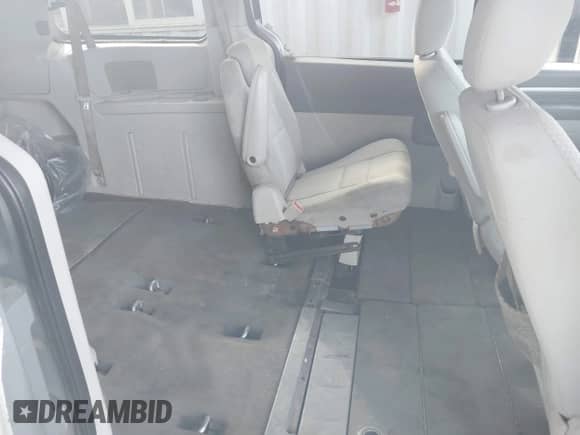 2010 Dodge Grand Caravan SE with VIN 2D4RN4DE2AR159523, listed as a IAAI auction lot 41665852 with 221,011 mi miles and . Bid and sale history available at DreamBid. Image 8.