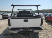 ✅ 2005 Chevrolet Silverado 1500 • VIN: 1GBJC33295F876875 • Лот: 81728055. Опубликован ранее на Copart с пробегом 224 542 миль. Бесплатный доступ к архиву аукционных продаж из США и подробный отчёт об истории автомобиля на DreamBid. Изображение 6.