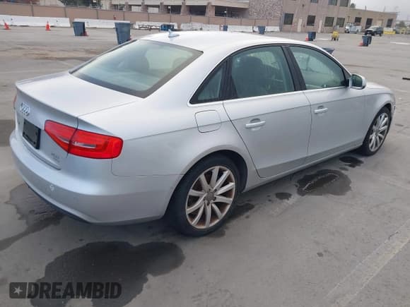 ✅ 2013 Audi A4 Premium Plus • VIN: WAUFFAFL3DN003254 • Lot: 43864759. Listed on IAAI with 138,603 mi. Free auction sales archive from the USA and detailed vehicle history report at DreamBid. Image 4.