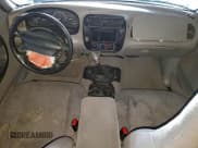 ✅ 1998 Ford Ranger XL • VIN: 1FTYR14X0WPB19088 • Lot: 93032525. Listed on Copart with 165,877 mi. Free auction sales archive from the USA and detailed vehicle history report at DreamBid. Image 8.