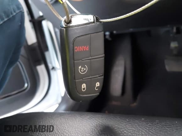 ✅ 2024 Jeep Compass Limited • VIN: 3C4NJDCN6RT597494 • Lot: 42538077. Wystawiony na IAAI z przebiegiem 31 033 mil. Bezpłatny archiwum sprzedaży aukcyjnych z USA i szczegółowy raport historii pojazdu na DreamBid. Zdjęcie 11.