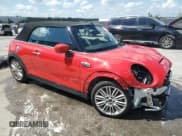 ✅ 2024 MINI Convertible Cooper S • VIN: WMW43DL09R3S05983 • Lot: 51112485. Wystawiony na Copart z przebiegiem 22 698 mil. Bezpłatny archiwum sprzedaży aukcyjnych z USA i szczegółowy raport historii pojazdu na DreamBid. Zdjęcie 4.