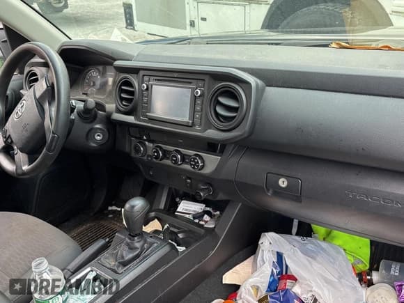 ✅ 2016 Toyota Tacoma SR • VIN: 5TFSX5EN7GX043242 • Lot: 81052345. Listed on Copart with Not provided. Free auction sales archive from the USA and detailed vehicle history report at DreamBid. Image 7.