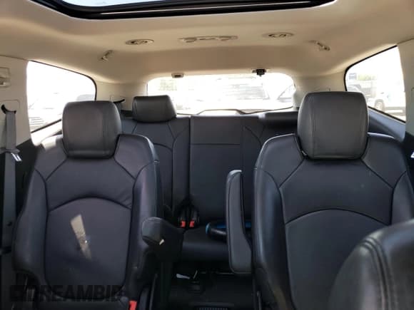 ✅ 2009 Chevrolet Traverse 2LT • VIN: 1GNEV23D09S155027 • Lot: 57628614. Wystawiony na Copart z przebiegiem 136 699 mil. Bezpłatny archiwum sprzedaży aukcyjnych z USA i szczegółowy raport historii pojazdu na DreamBid. Zdjęcie 10.