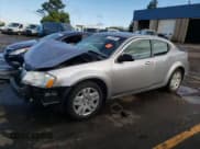 ✅ 2014 Dodge Avenger SE • VIN: 1C3CDZAB5EN169743 • Лот: 75340904. Опубликован ранее на Copart с пробегом 181 697 миль. Бесплатный доступ к архиву аукционных продаж из США и подробный отчёт об истории автомобиля на DreamBid. Изображение 1.