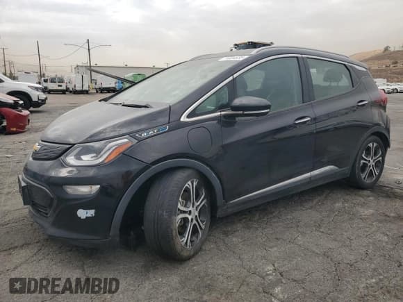 ✅ 2021 Chevrolet Bolt EV Premier • VIN: 1G1FZ6S07M4112477 • Lot: 71004635. Wystawiony na Copart z przebiegiem 50 861 mil. Bezpłatny archiwum sprzedaży aukcyjnych z USA i szczegółowy raport historii pojazdu na DreamBid. Zdjęcie 1.
