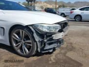 ✅ 2015 BMW 4 Series 435i • VIN: WBA3R1C57FK193807 • Lot: 41967964. Wystawiony na IAAI z przebiegiem 126 245 mil. Bezpłatny archiwum sprzedaży aukcyjnych z USA i szczegółowy raport historii pojazdu na DreamBid. Zdjęcie 18.