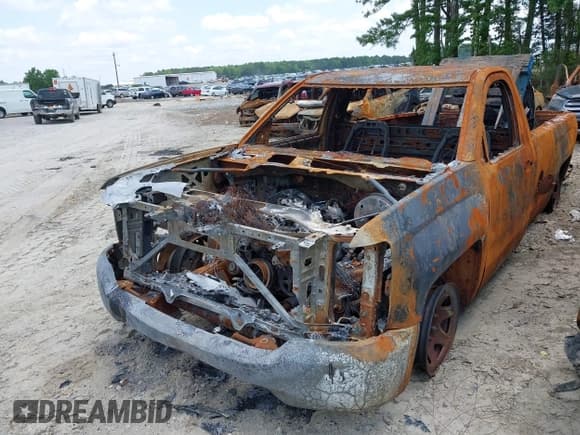 ✅ 2018 Chevrolet Silverado 1500 Work Truck • VIN: 1GCNCNEH1JZ288729 • Лот: 42448042. Опубликован ранее на IAAI с пробегом Не указан. Бесплатный доступ к архиву аукционных продаж из США и подробный отчёт об истории автомобиля на DreamBid. Изображение 2.